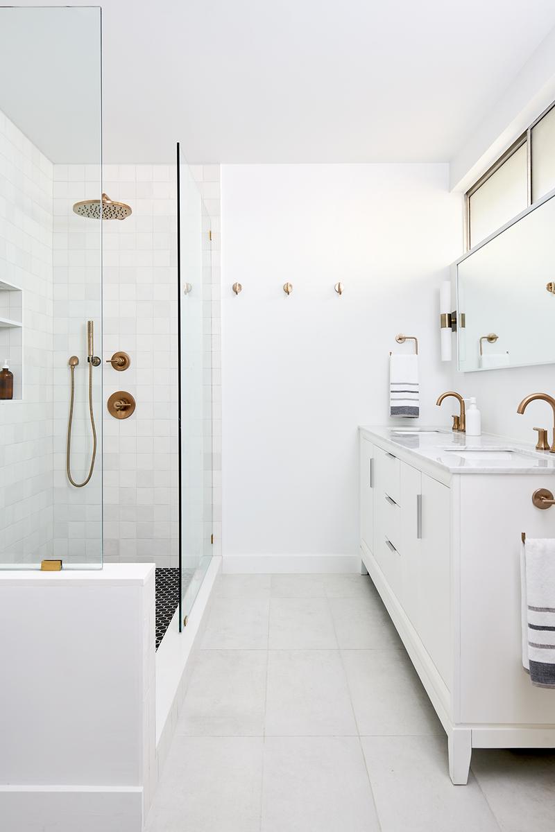 Here are Top 5 stylish bathroom Shower tile ideas